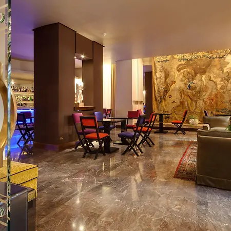 Francia E Quirinale Hotel 4*