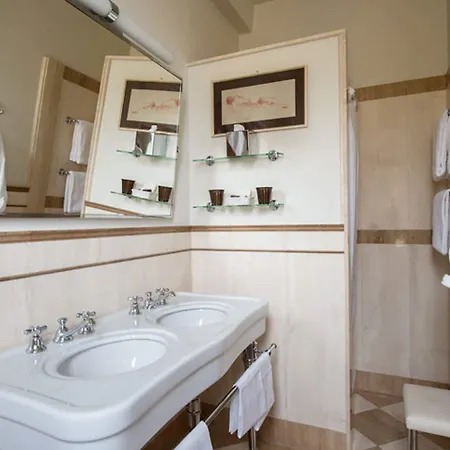 Hotel Francia E Quirinale 4*