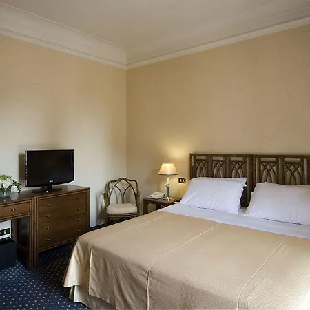 Francia E Quirinale 4*