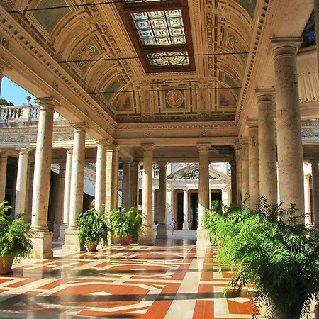 Francia E Quirinale 4*